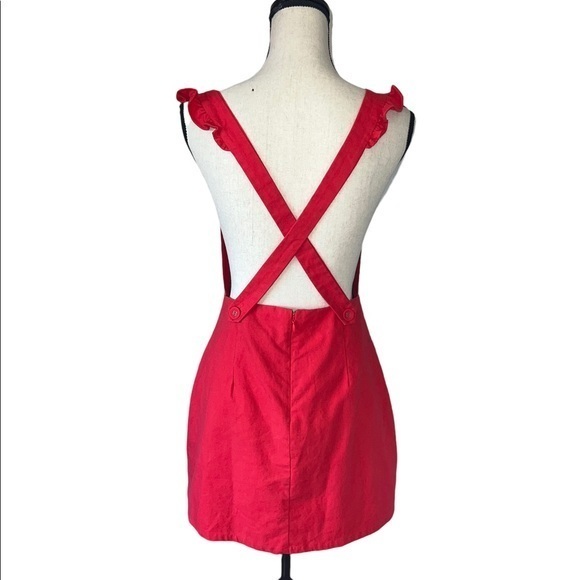 Superdown Revolve Sirena Ruffle Mini Dress Red
Open Back size Medium - Picture 4 of 16